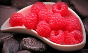 Frutta Chetogenica: quale si può mangiare dieta keto? 17 frutti chetogenici
